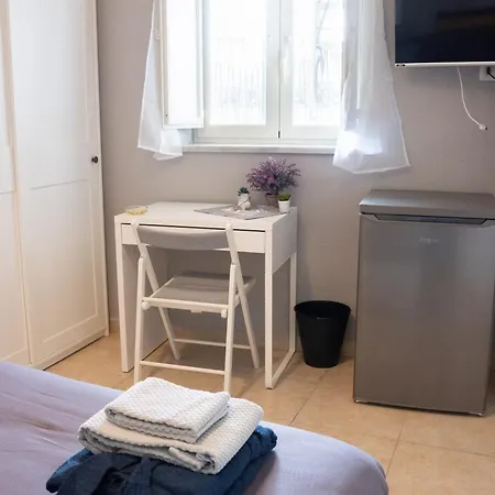 Konukevi La Julienne Grey 3*